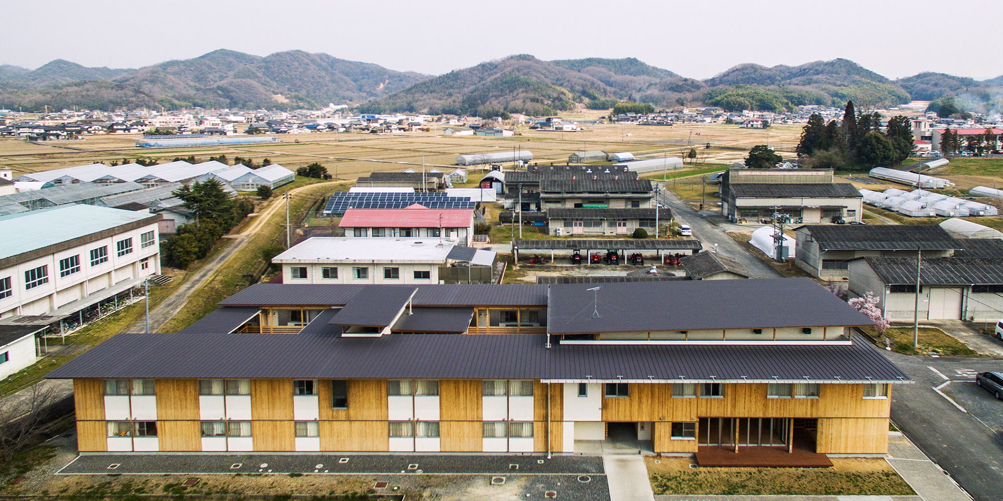 佐藤建築事務所「農業大学校木造研修交流等施設」